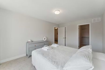 For Lease - 209 Anyolite Private, Barrhaven, Ontario - Photo 3