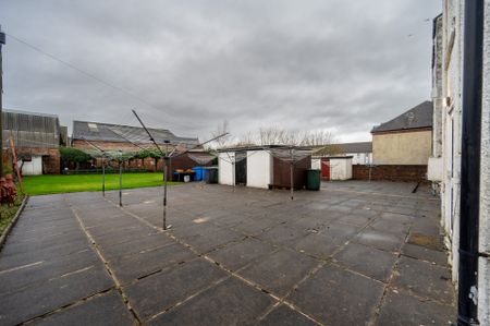 High Patrick Street - Photo 3