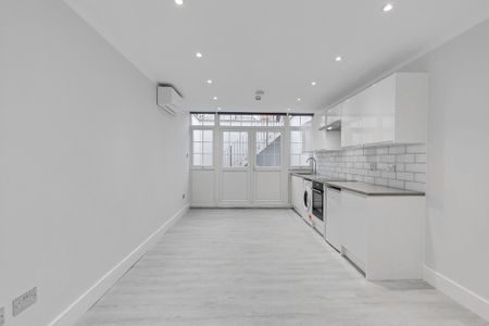 Ravenscroft Avenue, London, NW11 - Photo 5