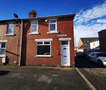 3 bedroom terraced house to rent - Photo 4