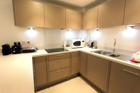 1 bedroom apartment to rent - Photo 3