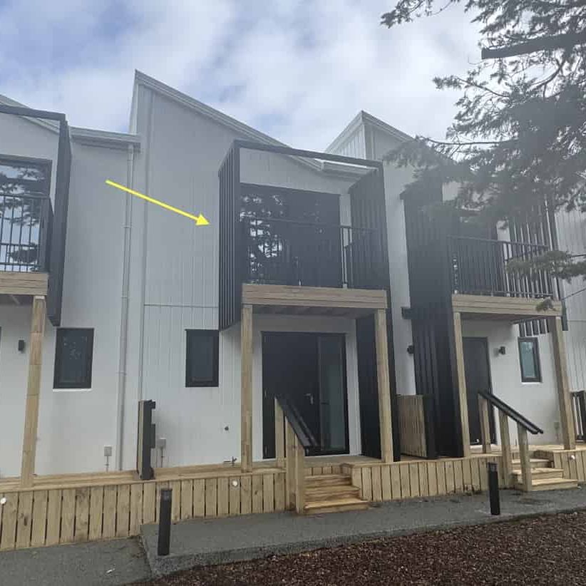 BRAND NEW 2x bedroom townhouse in exclusive development: - Photo 1