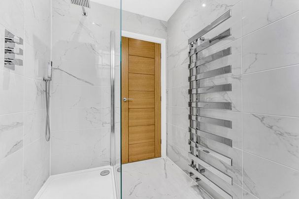 3 bedroom end of terrace house to rent - Photo 1