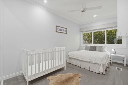 Sublime Deep Waterfront Home with Jetty & Boatshed/Games Room Fully Furnished - Photo 5