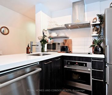 Fashion House Lofts 461 , #733 - Photo 2