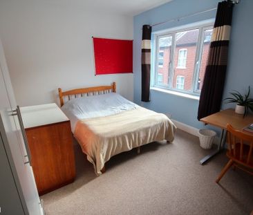 5 bed student house to rent - Photo 2