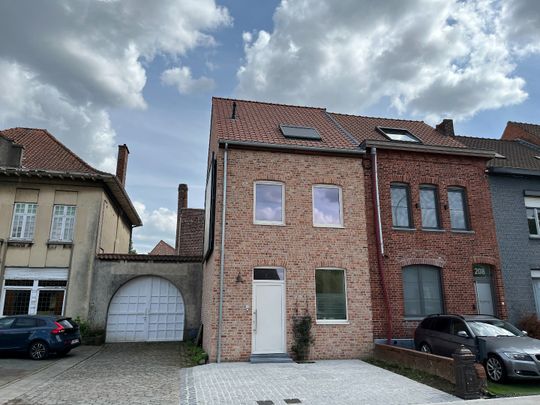 Gentsesteenweg 210 , 8500 Kortrijk - Photo 1