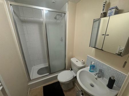 1 bedroom flat to rent - Photo 4