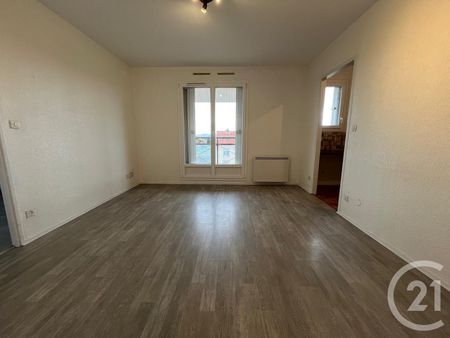 Location Appartement 2 pièces 40m² LONGEVILLE LES METZ 57050 - Photo 2