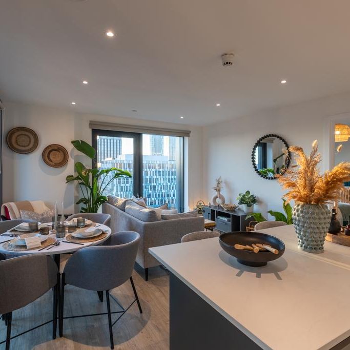 3 bedroom flat to rent - Photo 1
