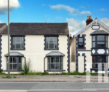 Balcombe Road, Horley, RH6 - Photo 3