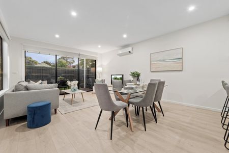 Brand-New Designer Chic Near Amenities - Photo 4