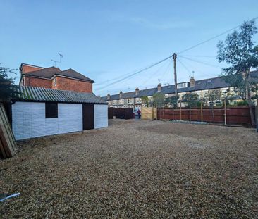 1 bedroom Property To Let Total Size: 1260 SQ FT - Photo 3