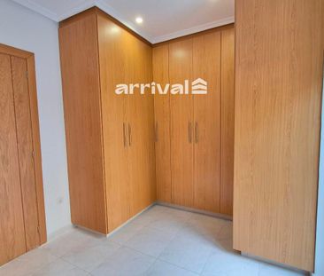 Piso de alquiler en Peris y Valero, Mont-Olivet - Photo 4