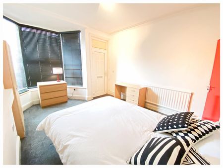 4 bedroom house share to rent - Photo 5