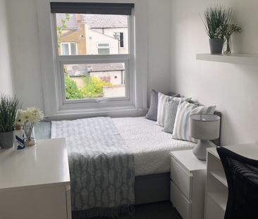 4 Albert Street - Photo 2