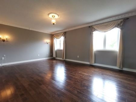 For Lease - 48 Barberry Crescent, Richmond Hill, Ontario - Photo 4