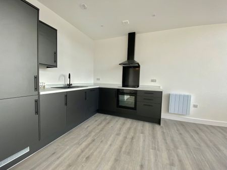 Peterborough - Photo 4