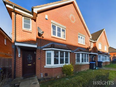 3 bedroom End Terraced House - Purdom Road, Welwyn Garden City - Photo 2