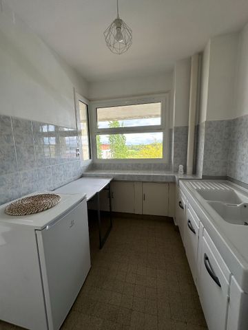 Location Appartement 1 pièce 26m² - Photo 3