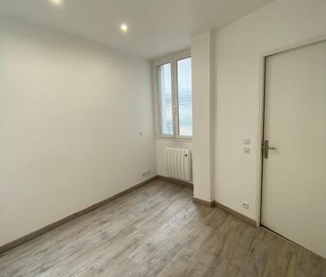 Location Appartement 3 pièces 81m² ISSY LES MOULINEAUX 92130 - Photo 4