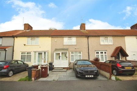 3 bedroom terraced house to rent - Photo 3