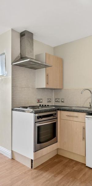 Studio to rent - Photo 1