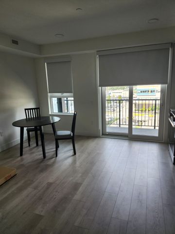 Studio for Rent 620 Coronation Avenue - Photo 3