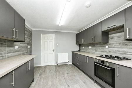 Suffield Way - Photo 4