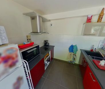 Location Appartement 3 pièces 54m² CHATELLERAULT 86100 - Photo 4