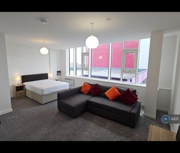 Studio to rent - Photo 2