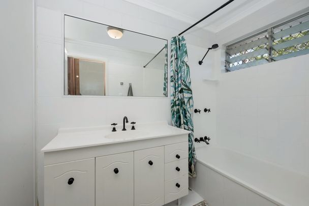 2/179 Albert Street, Cranbrook - Photo 1