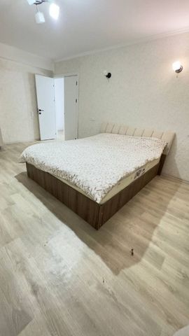 Apartament cu 3 camere in zona Bartolomeu - Fotografie 2