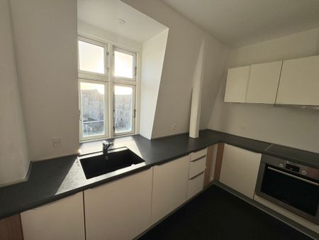 Lys og hyggelig 2-værelses lejlighed tæt på Østre Anlæg - Photo 5