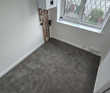 Glendale Close, Bradford, BD6 - Photo 1