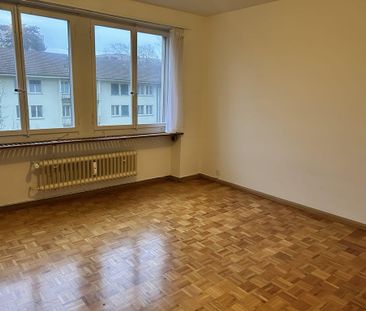 "Helle und geräumige 3-Zimmer-Wohnung im beliebten Gellert-Quartier" - Photo 1