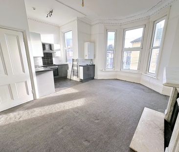 A 1 Bedroom Ground Floor Flat Instruction to Let in Hastings - Photo 5