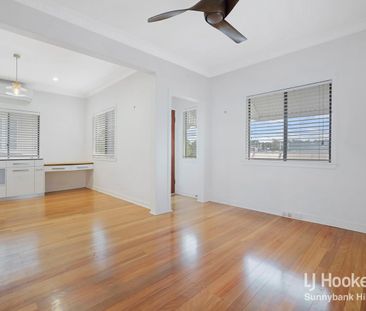 Gorgeous 3 Bedroom home immaculately presented - Photo 1