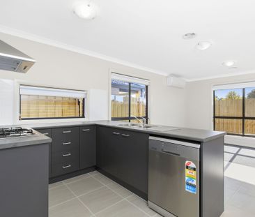 21 Mia Street, Alfredton - Photo 4