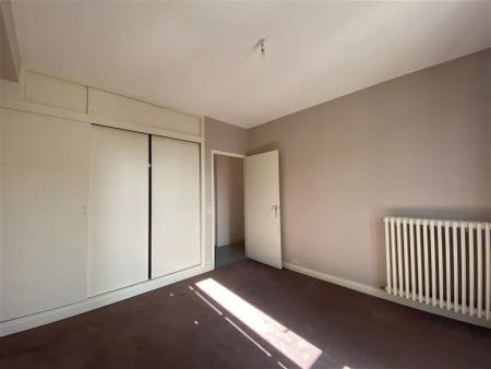 Location appartement 4 pièces - 93m² à Le blanc (36300) - Photo 4