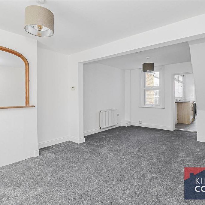 2 bedroom terraced house to rent - Photo 1