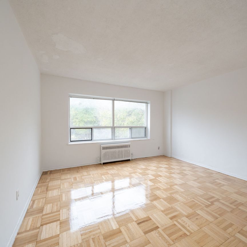 For Lease - 156 Kingston Road Unit# 8, Toronto, Ontario - Photo 1
