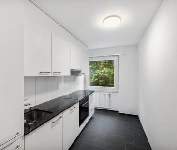 "Moderne 3-Zimmerwohnung mit Balkon in Laufen" - Photo 5