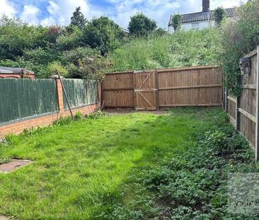 Dovedales, Norwich, NR6 - Photo 4