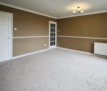 3 bedroom maisonette to rent - Photo 3