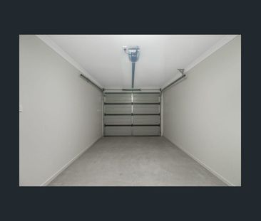 Charming and modern home - Photo 4