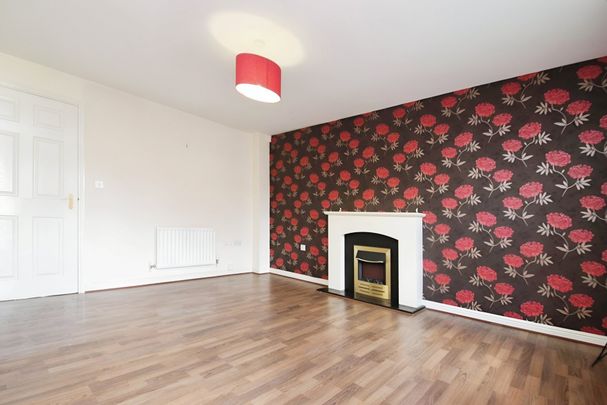 3 bed end of terrace house to rent in Sharman Row, Langley, SL3 - Photo 1