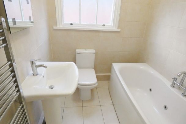 West Cliff, Preston - Photo 1