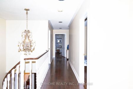 Detached Home For Lease | N9255063 - Photo 5