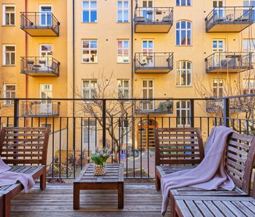 Sigtunagatan, Stockholm - Photo 1